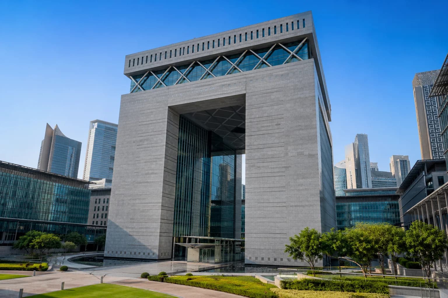 DIFC Gate Building Dubai — DIFC Courts jurisdiction for forensic investigation proceedings